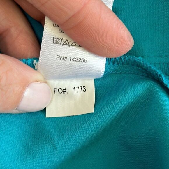 FIGS Casma Scrub Top - Picture 6 of 6